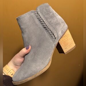 Blondo Size 8 Waterproor Bootie